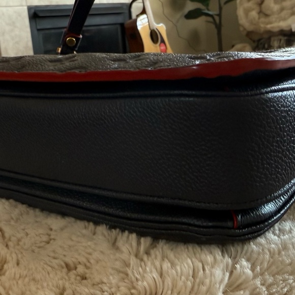 Authentic Louis Vuitton Pochette Metis in Marine Rouge Empriente Leather. EUC - Picture 15 of 16